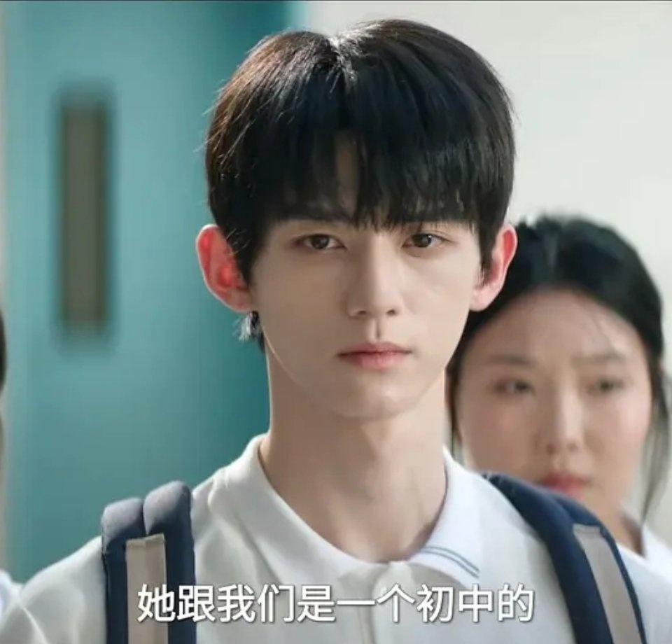 赖伟明真的好像那个疯狂动物城里的闪电赖伟明真的好像那个疯狂动物城里的闪电 ​​​