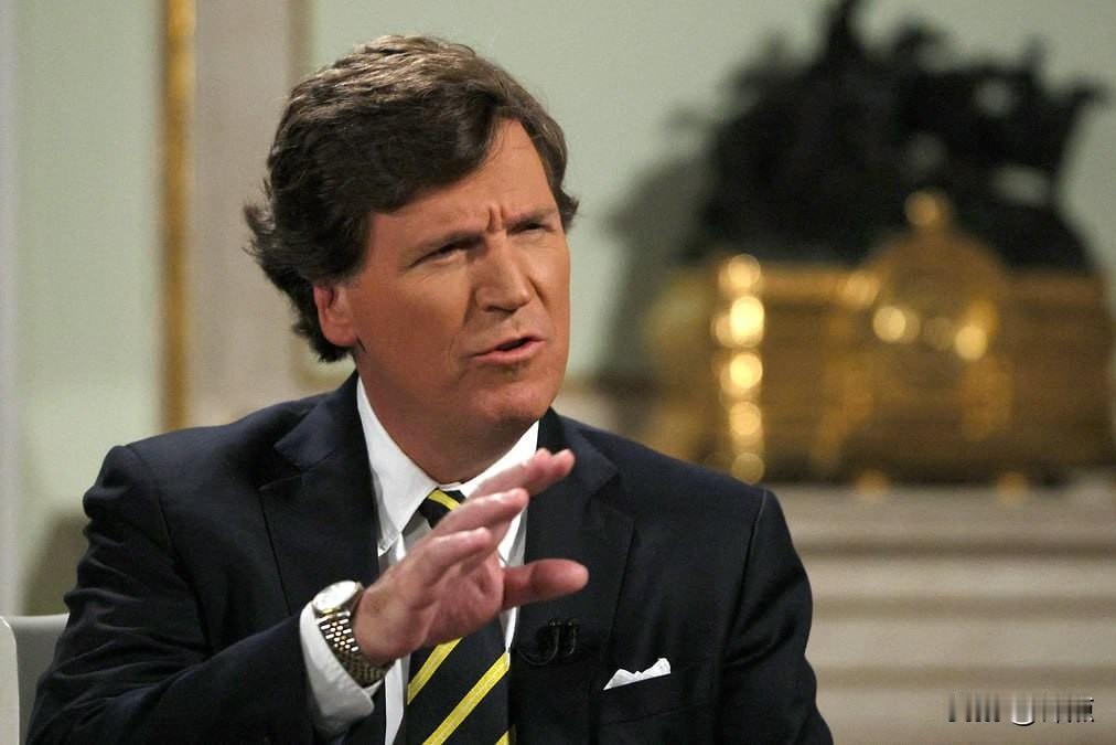 美国名嘴塔克·卡尔森认为美国政府大幅提高国防预算，有可能系在为打世界大战做准备。