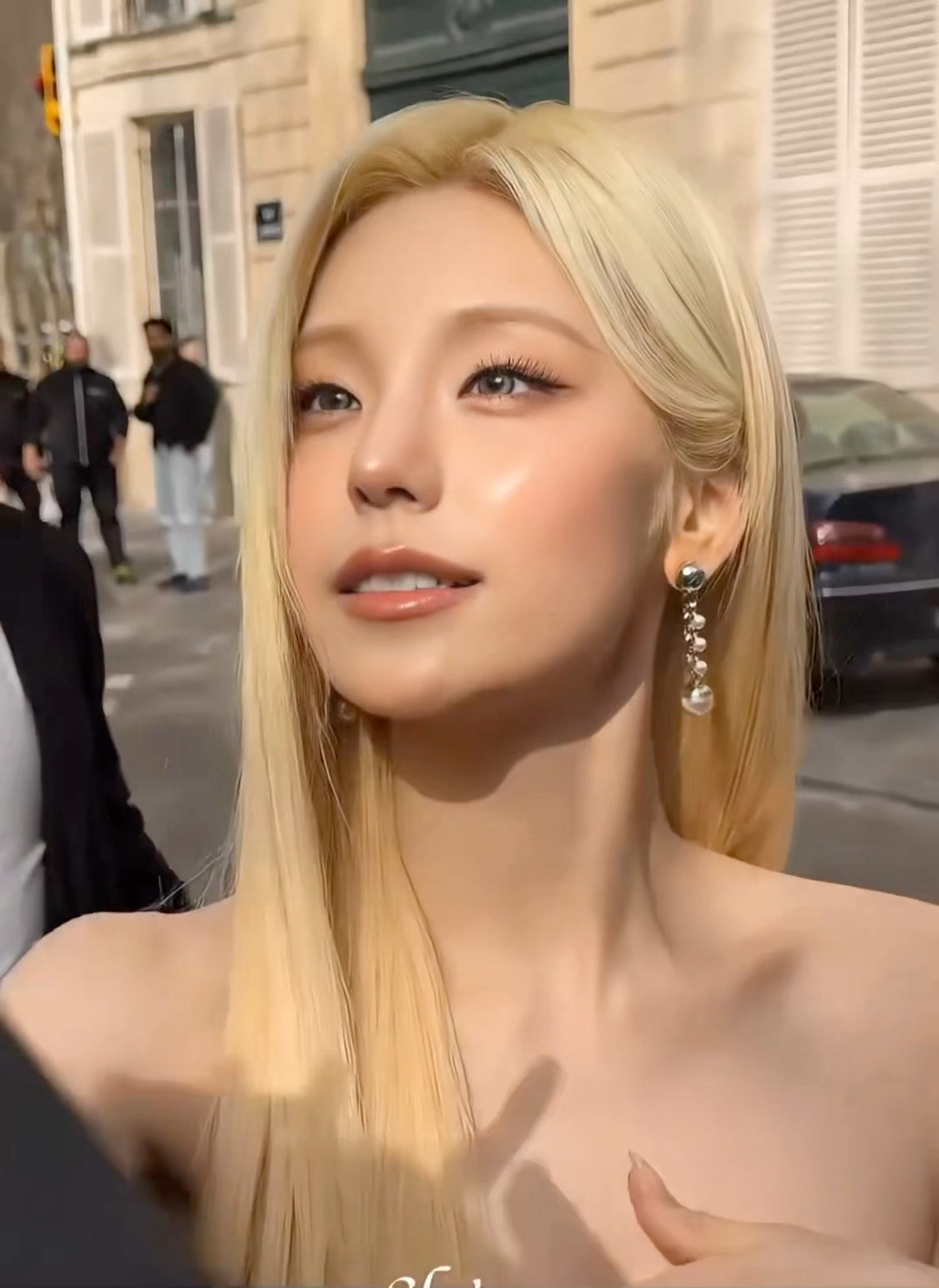 巴黎时装周黄礼志 巴黎时装周 【黄礼志】被阳光偏爱的漂亮小猫 