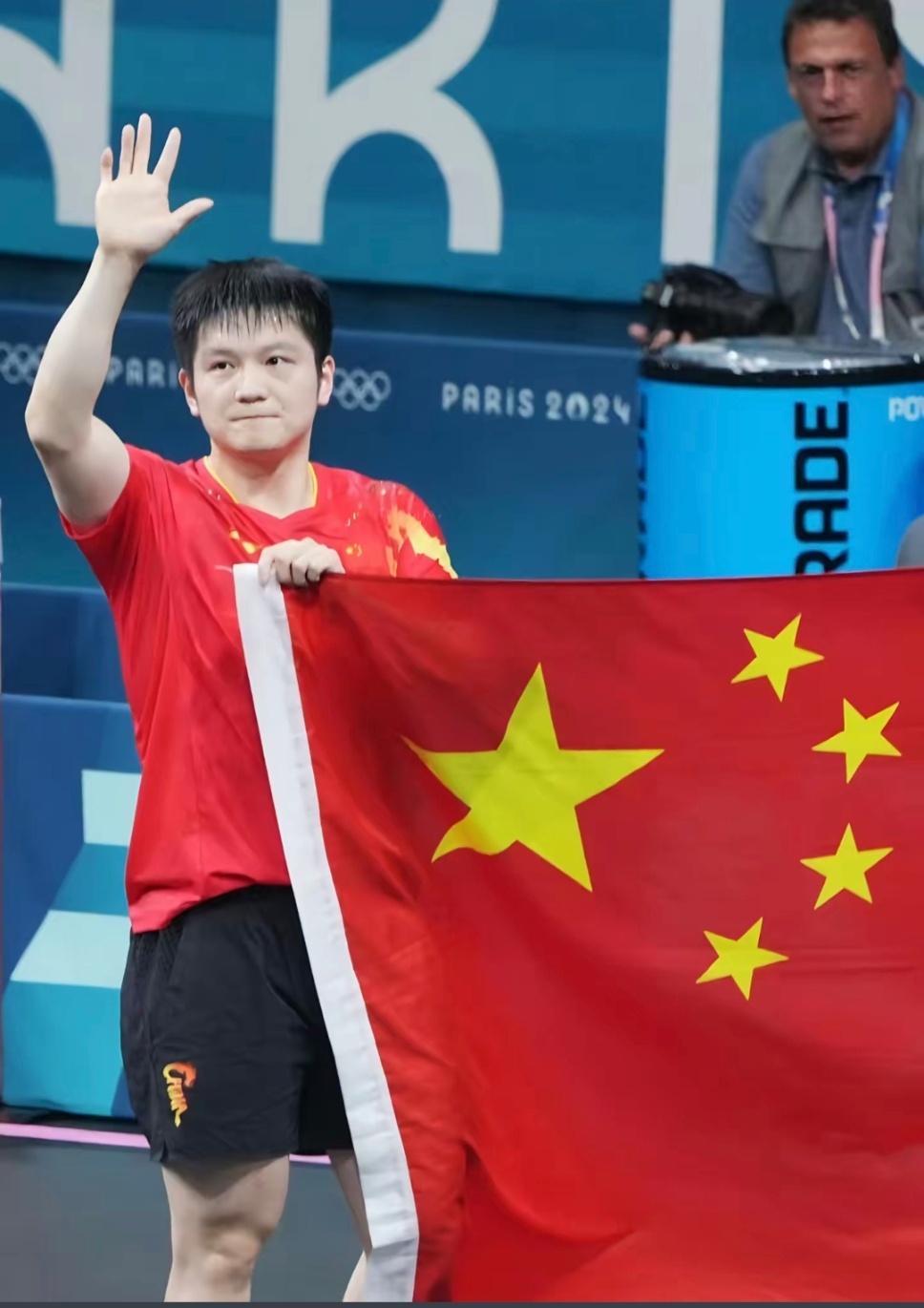 男乒世界前十仅2名中国选手如今男单世界前十仅两名国乒选手，梯队短板尽显，更衬出樊