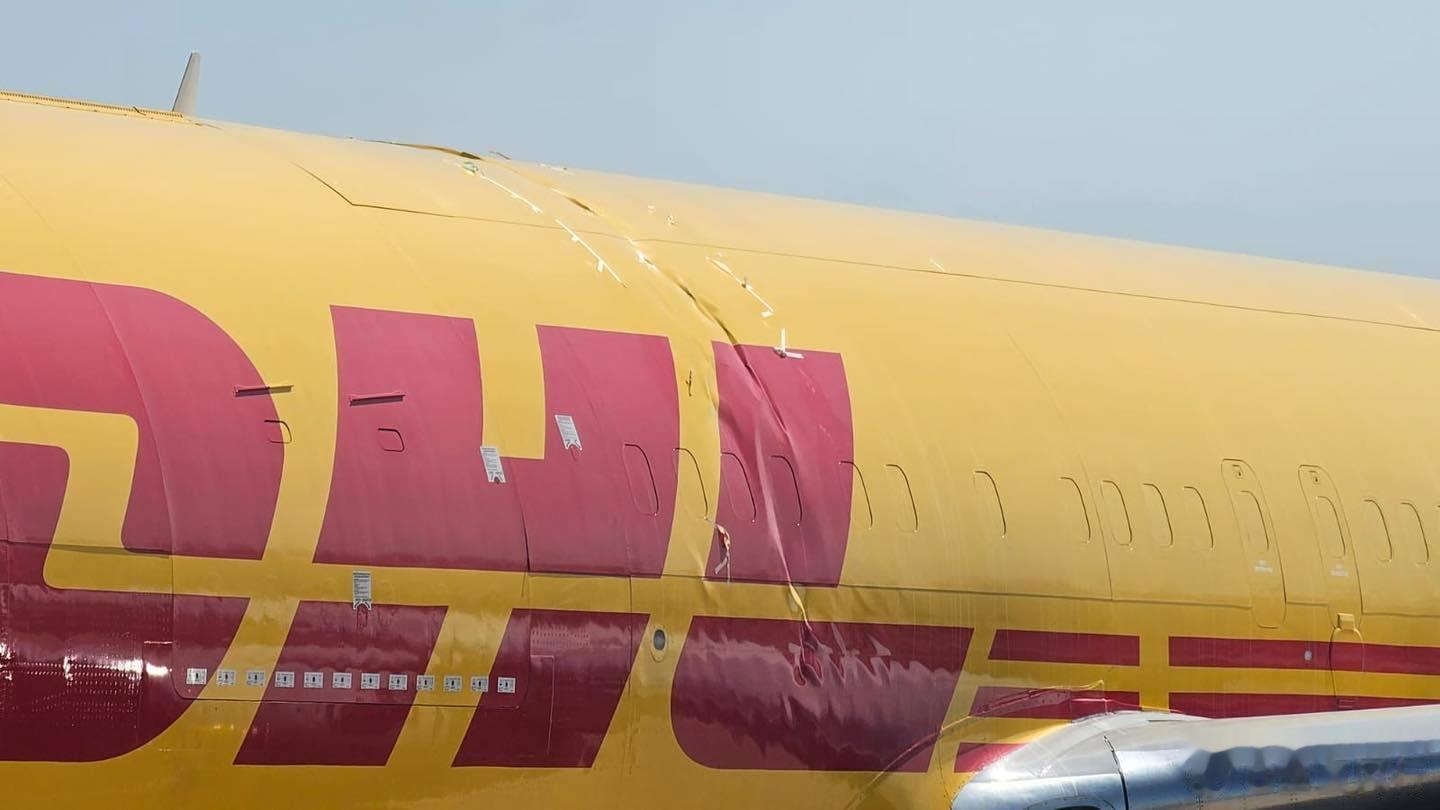 遭遇重着陆后的波音767300F  (A9C-DHAB）褶皱的蒙皮#航空[超话]
