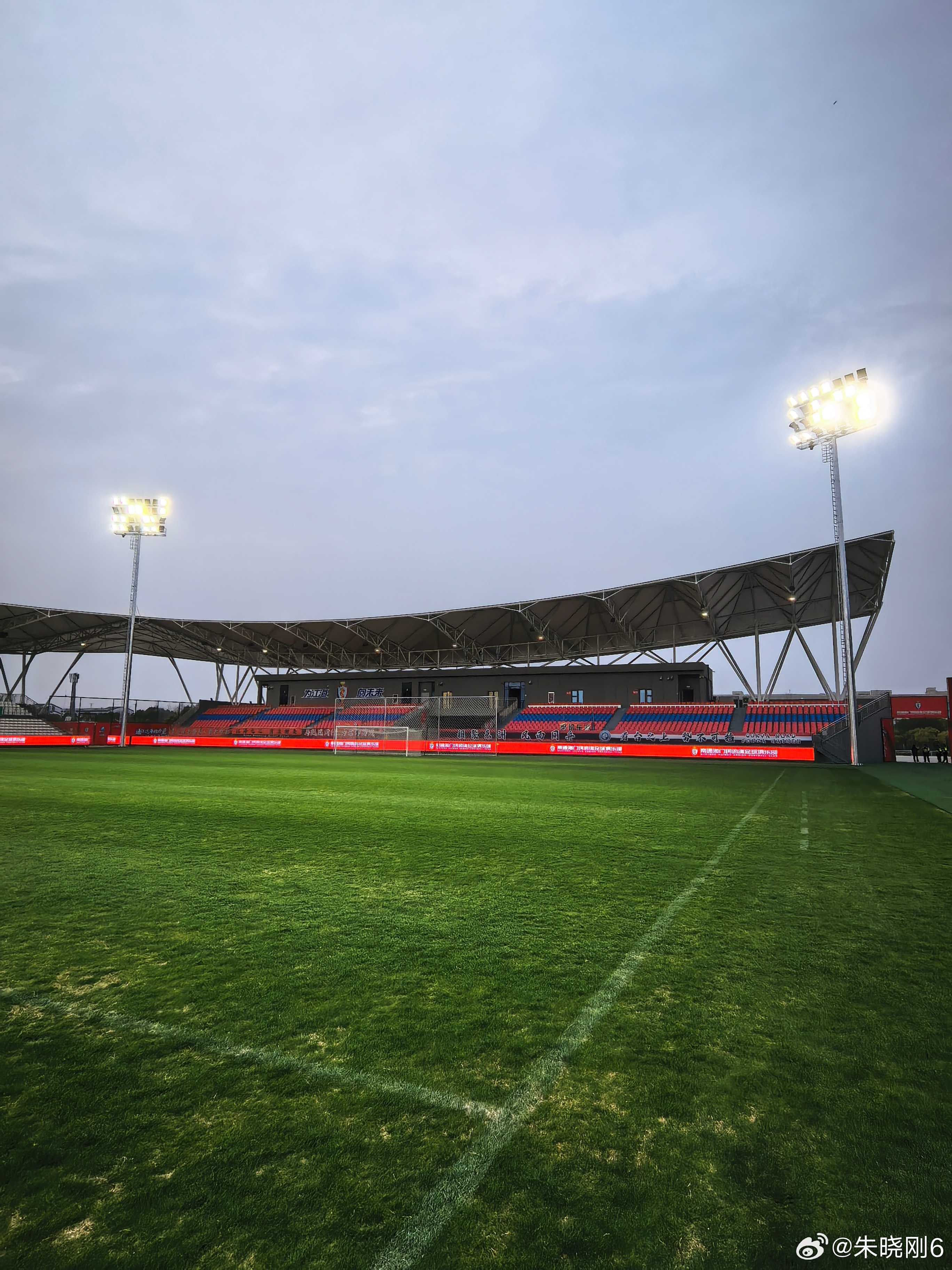 满满都是那天的回忆一转眼八年，战场以变，初心不变