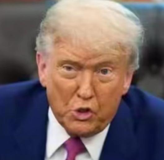 特朗普曾经表示：如果中方一意孤行，那么美国将对北京进行精确打击，就当很多人都以为