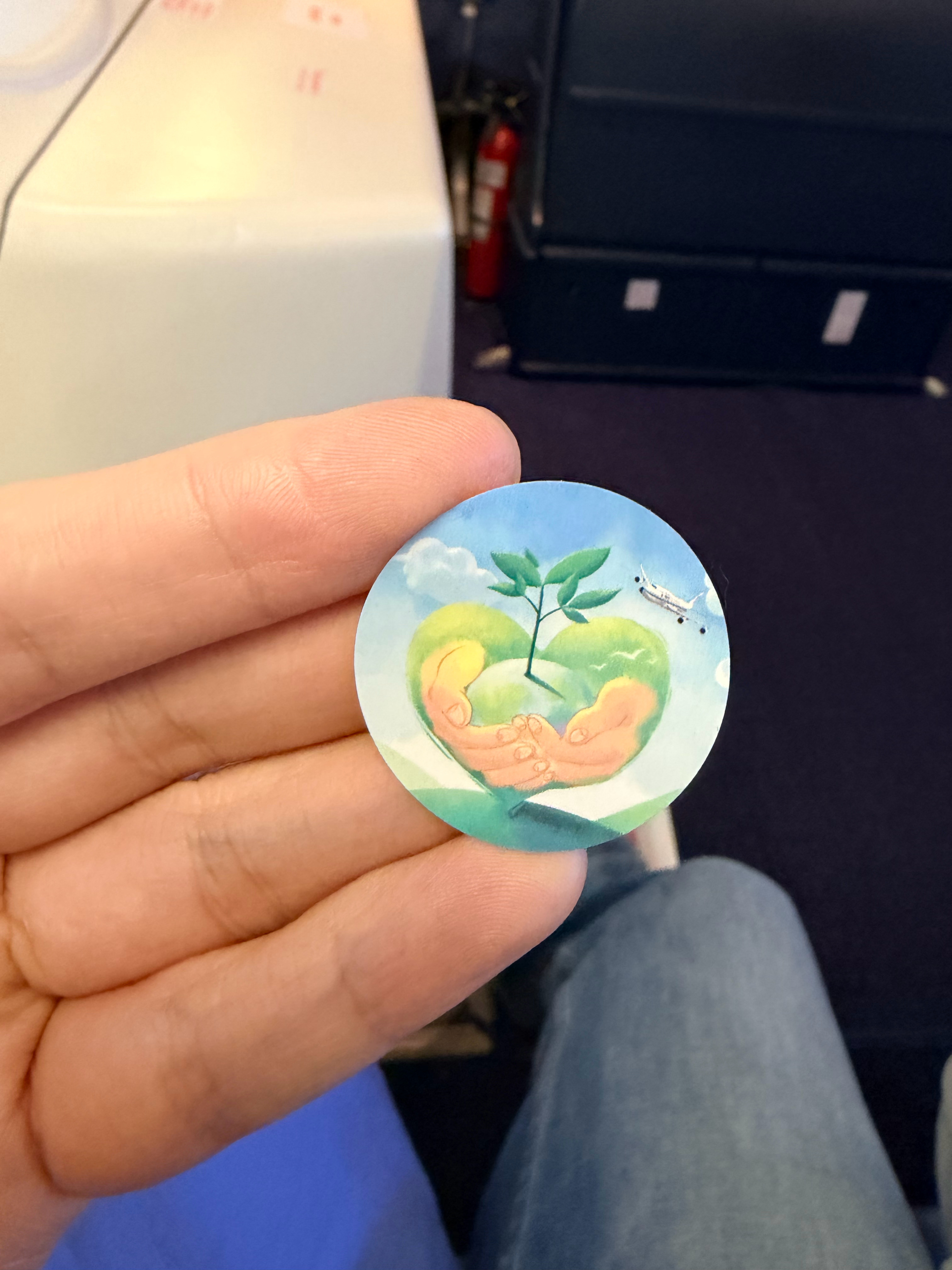 现在航班上可以选择不需要餐食的绿色出行，非常好，已经很久没吃飞机上的餐食了。 