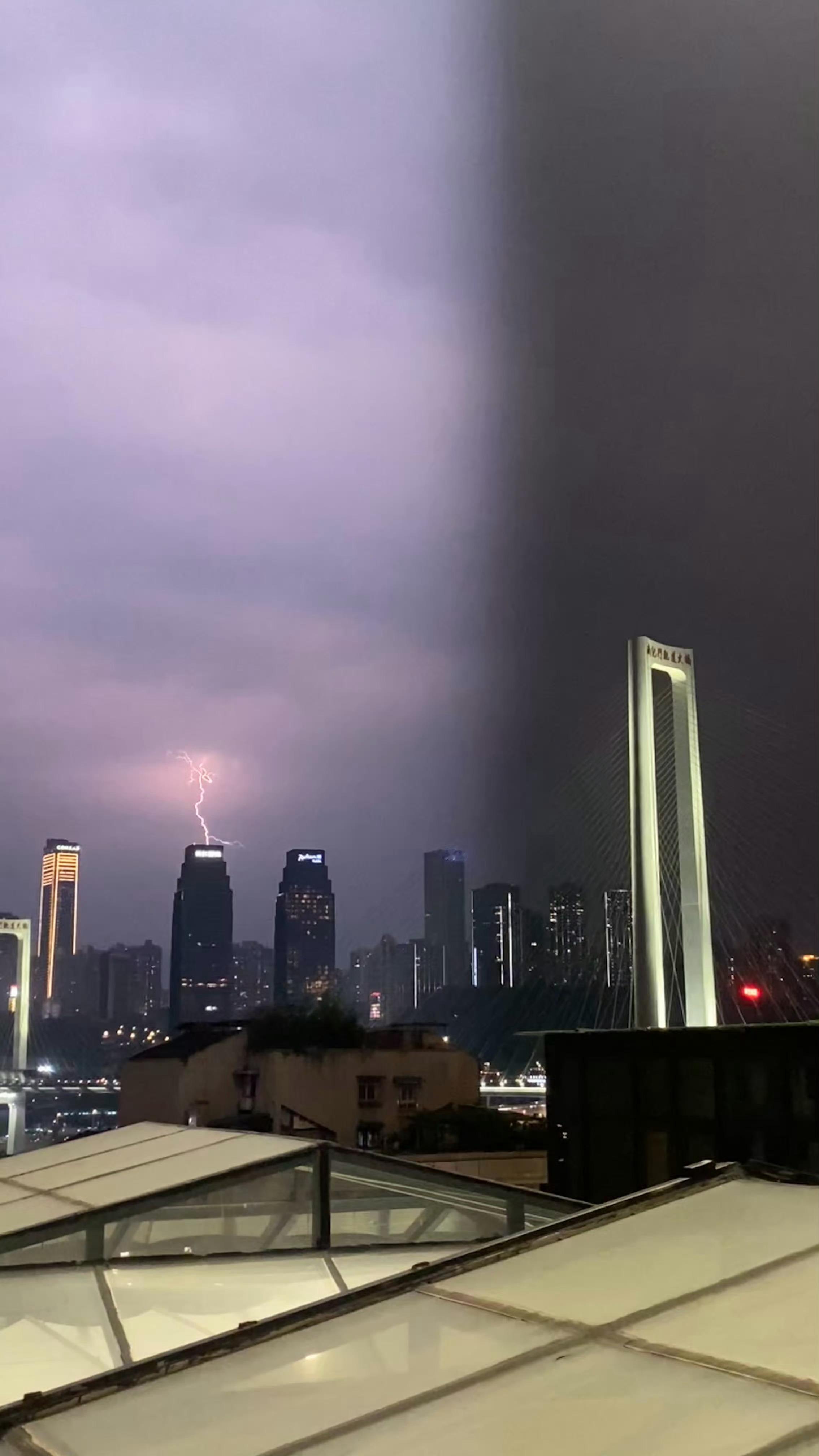 再劈一次 求劈亖那群cs 