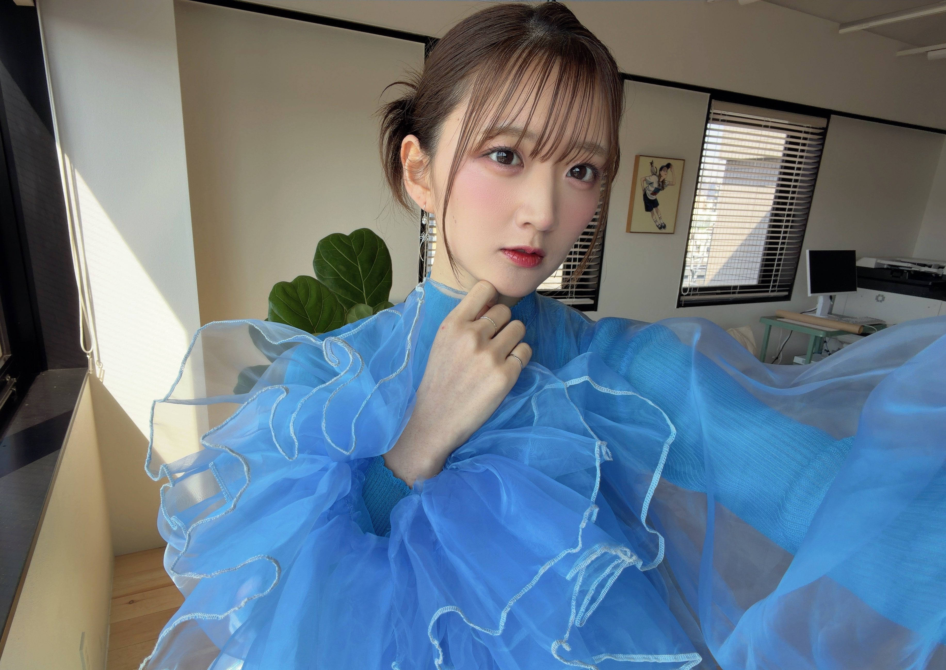 山根绮