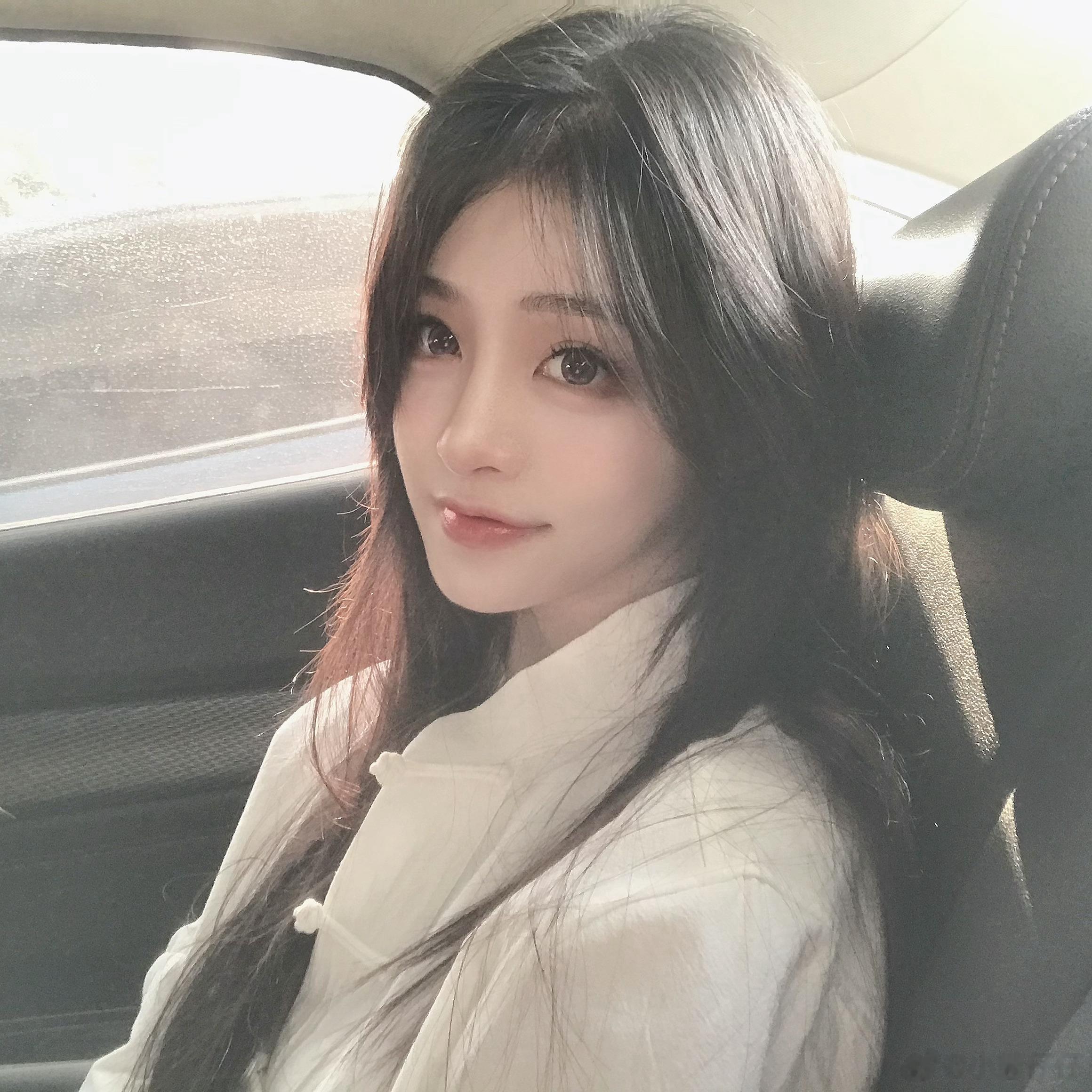 从不质疑真心 但真心瞬息万变 ​​​