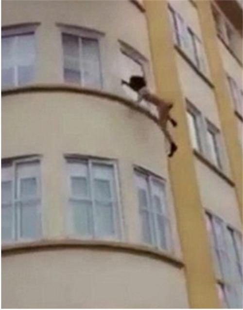 住高楼，看着洋气十足，一旦发生灾难，很难从容逃脱…
永远是心中的一块病