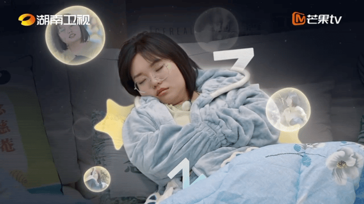 #李雪琴内娱活人#李雪琴这睡眠质量就不能给我点吗？完全就是随地大小睡，让人看见之