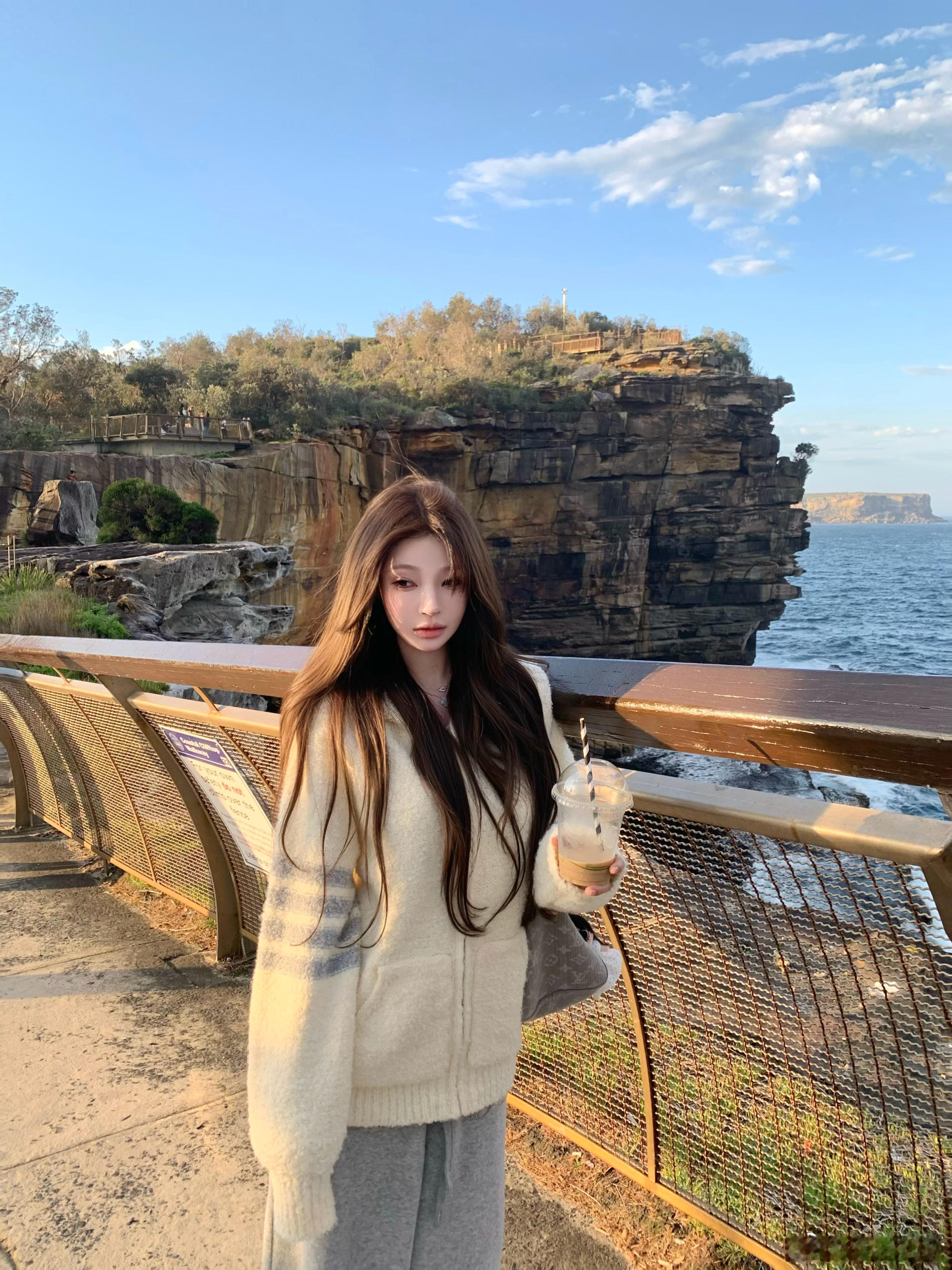 Dreamy day🌄 ​  ​​​​