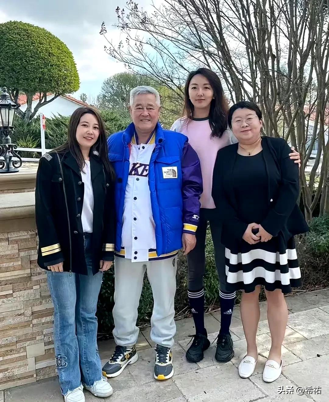 几十年如一日，赵本山似乎没有年轻过！