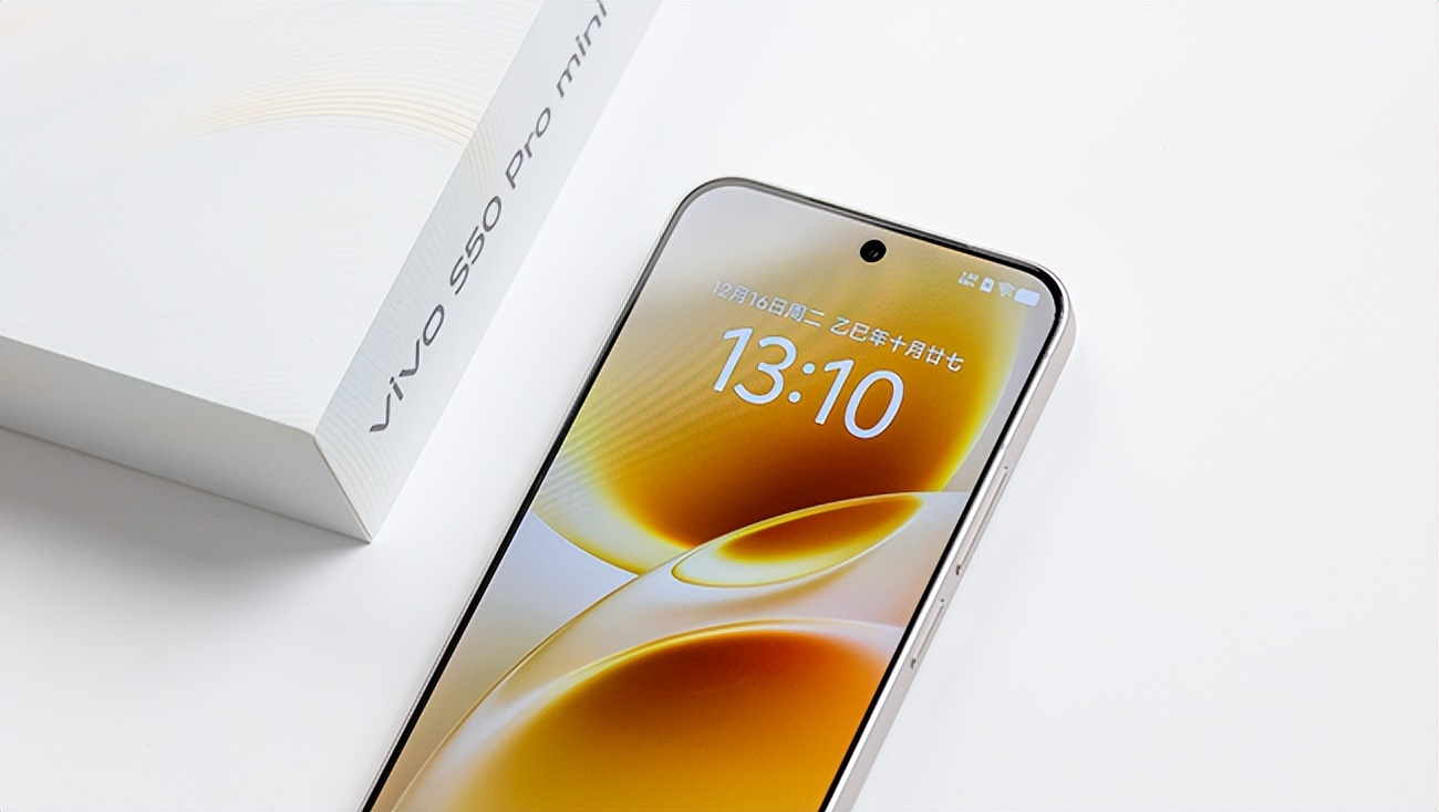 想要單手掌控的全能體驗？ vivo S50 Pro mini就是你的理想之選