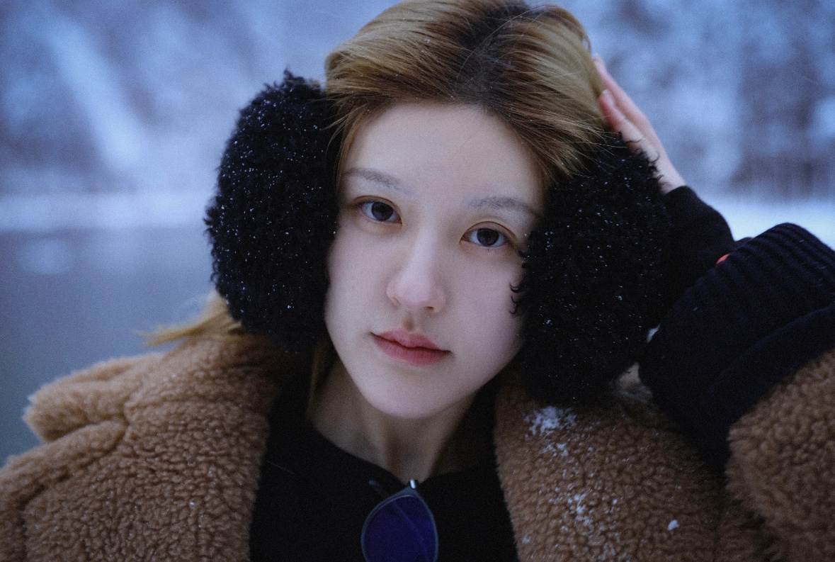 赵露思雪景照 ​​​