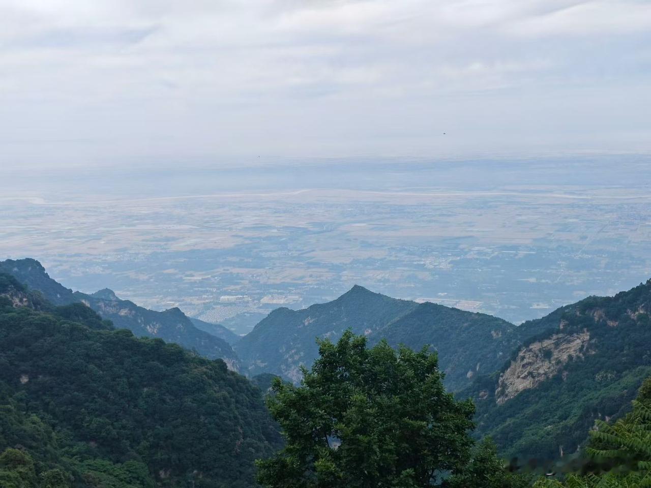 成熟的人都具备的10种黄金心态：1. 停止胡思乱想：以松弛感应对人和事
别人不回
