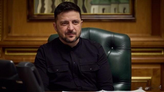 【泽连斯基：俄罗斯竭尽所能准备让己方领土上的乌克兰人参与投票，以制造选举的不合法