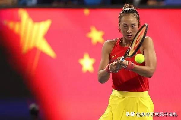 大踏步向前冲，2024郑钦文龙年必大红！



郑钦文在联合会杯上打了两场单打比