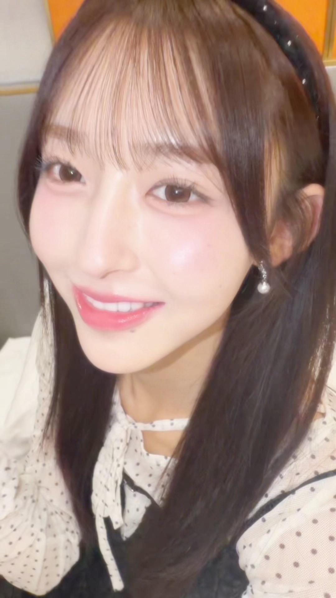 这些彩色隐形眼镜好可爱🤎

高3 kpop甜妹 08