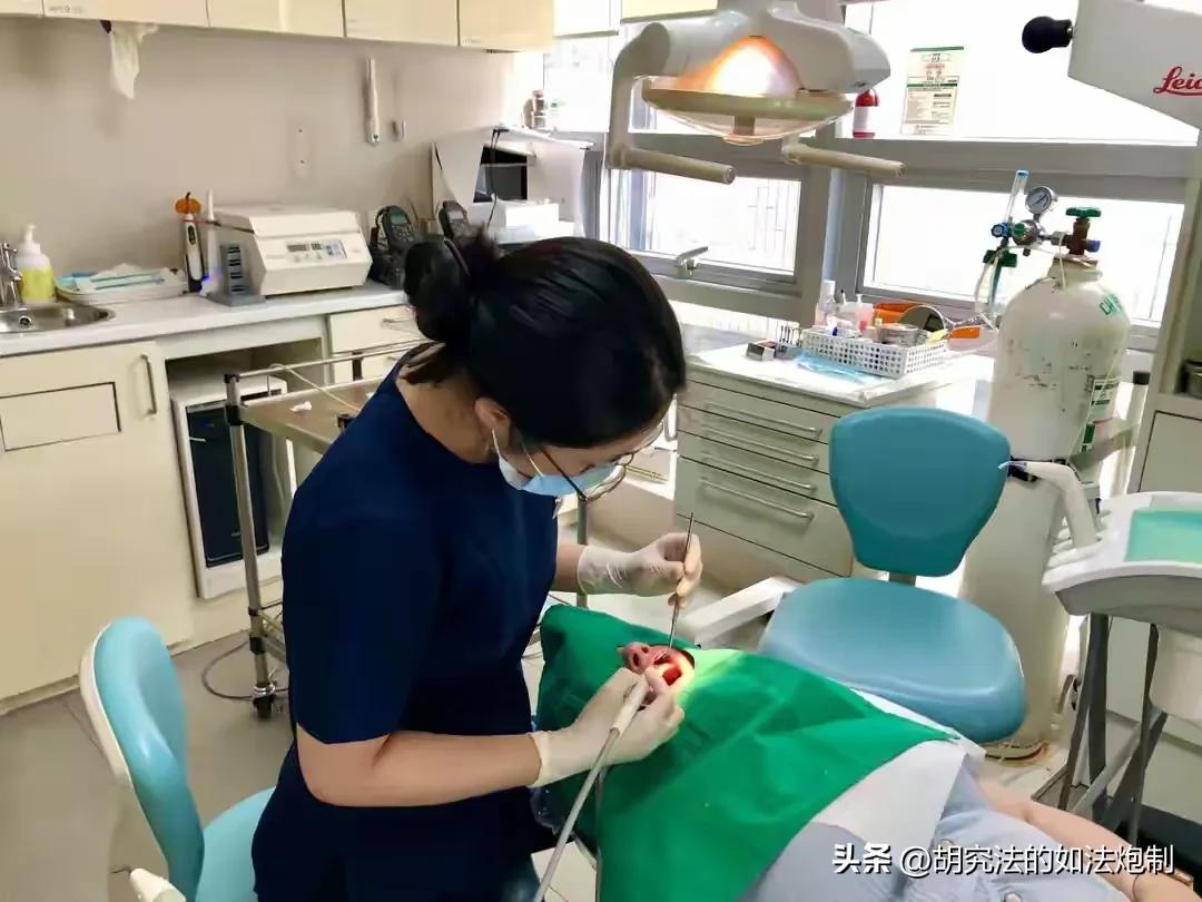 湖北孝感，45岁女子与比自己小10岁的男顾客谈恋爱结果借给对方1000块钱后，男