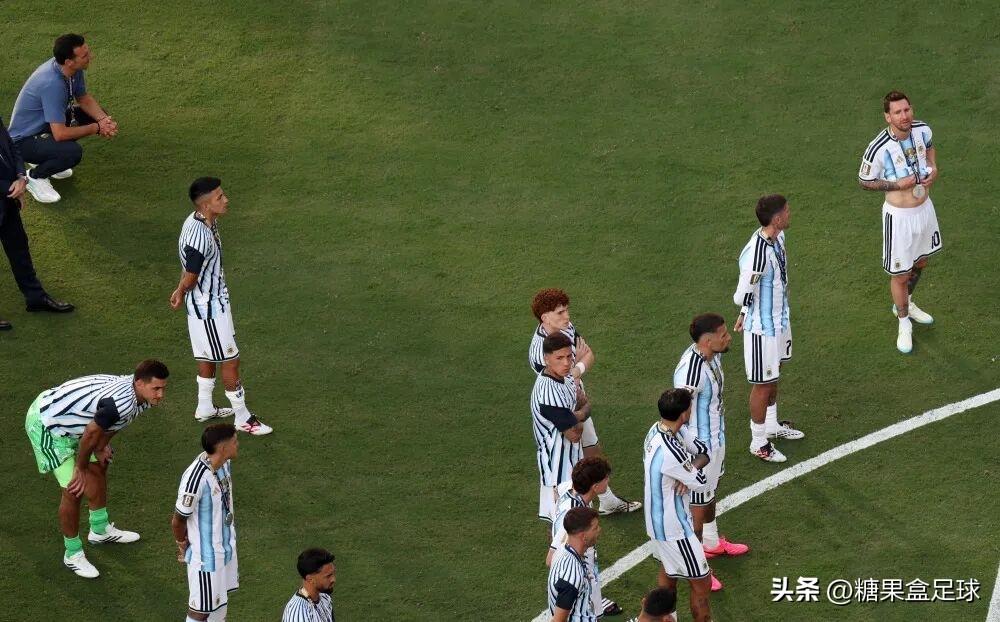国际足联真该好好管一下阿根廷队了！说实话，这支阿根廷队如果没有梅西，恐怕将会成为