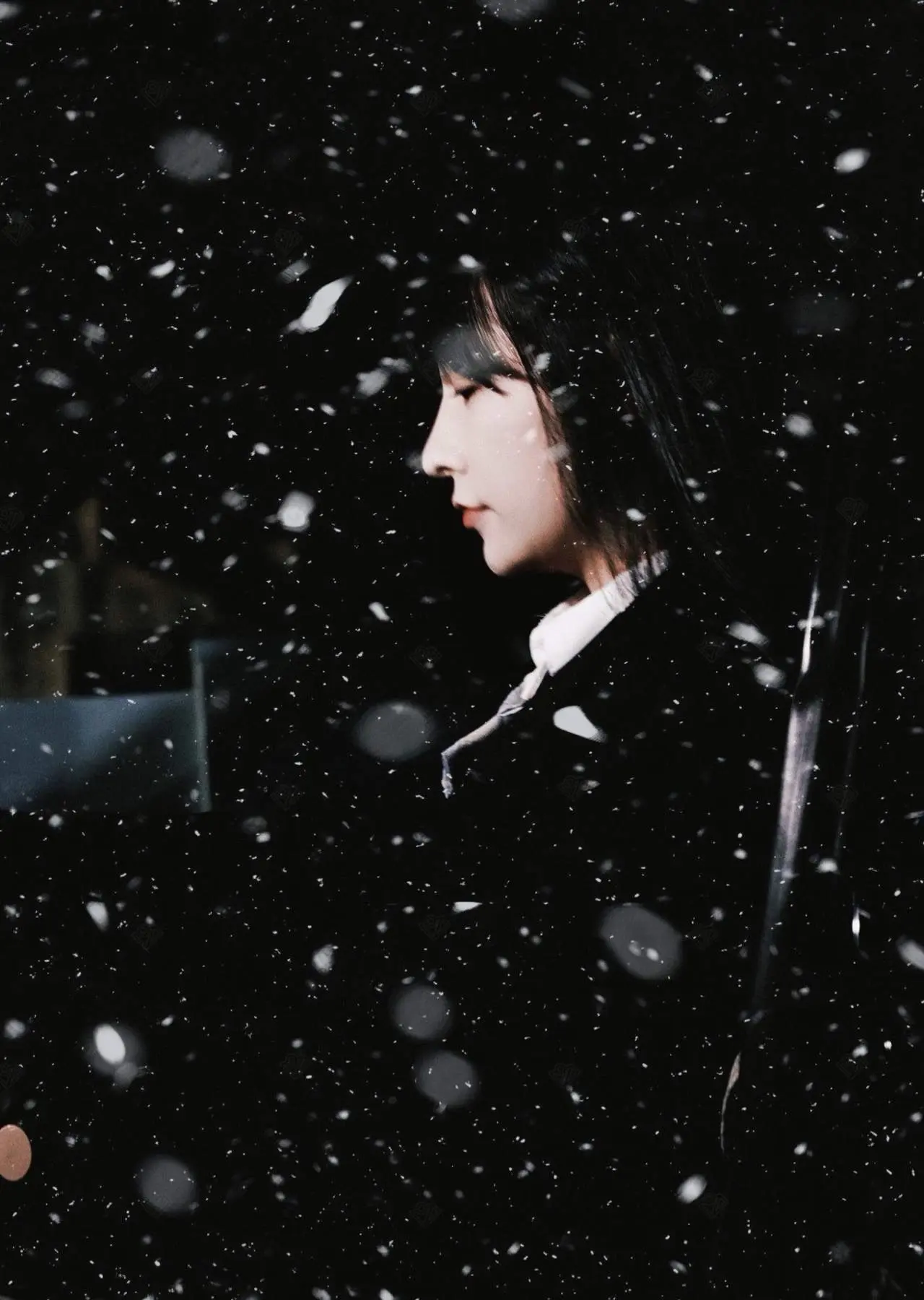 终于拍到眼里充满故事的日系女孩。