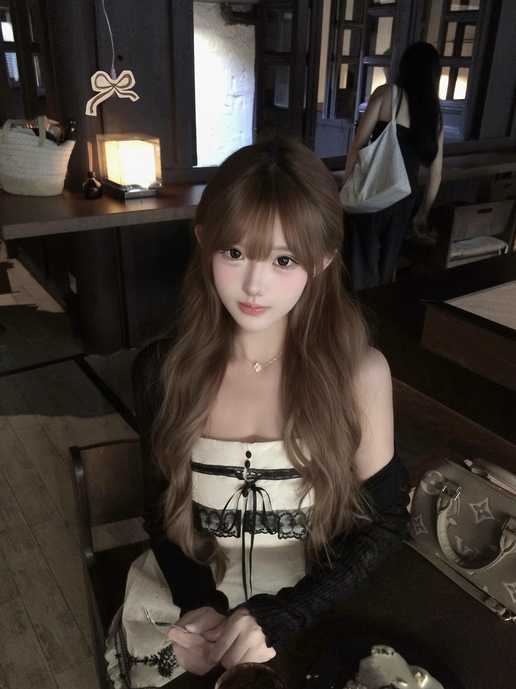 某天 你也会为了哄她 跟她说从来没有爱过我