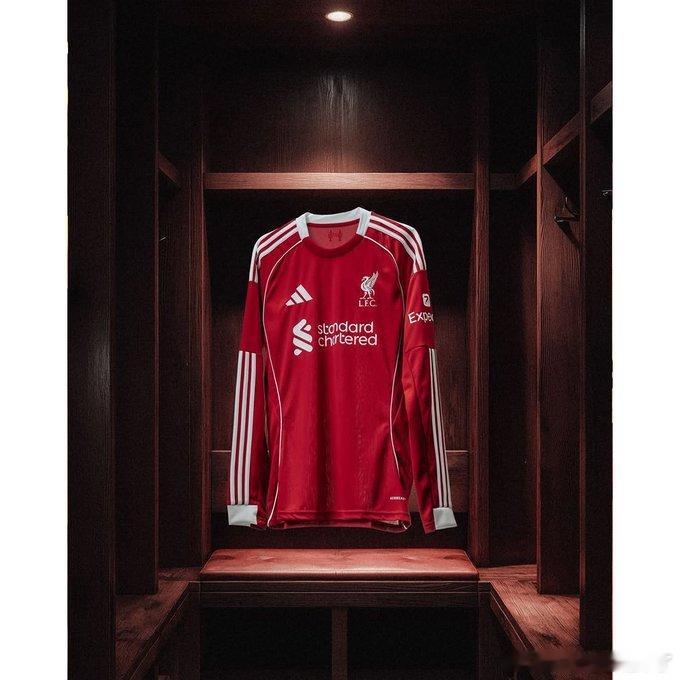 2月2日伦敦时间晚上7点关窗看看利物浦48小时会有什么收获吧传闻中估计是一名右边