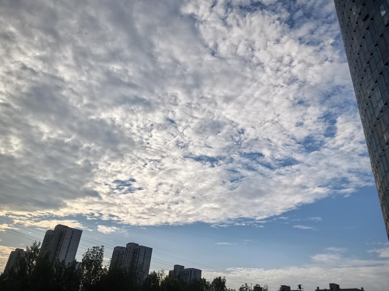 分享一张云朵的照片