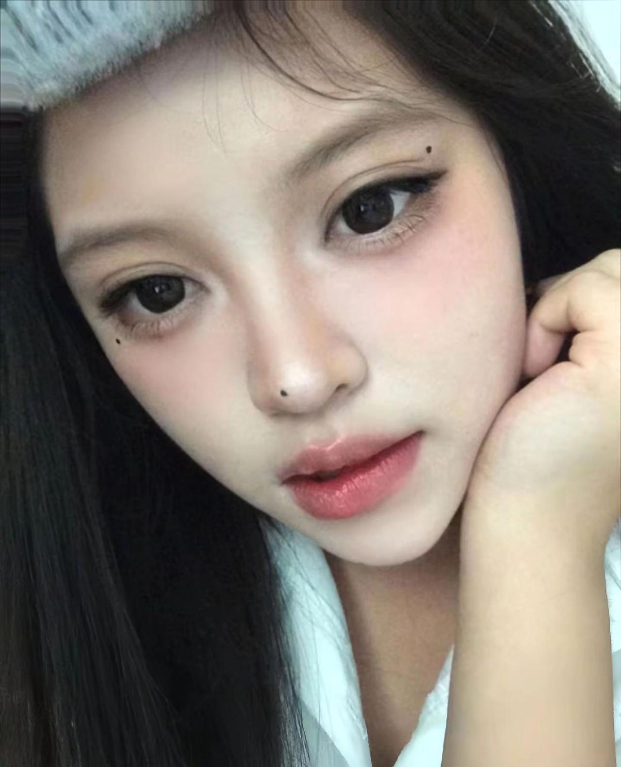 我喜欢坏坏的女友 我喜欢刺激的感受。韩系 妆面记录 坏女孩