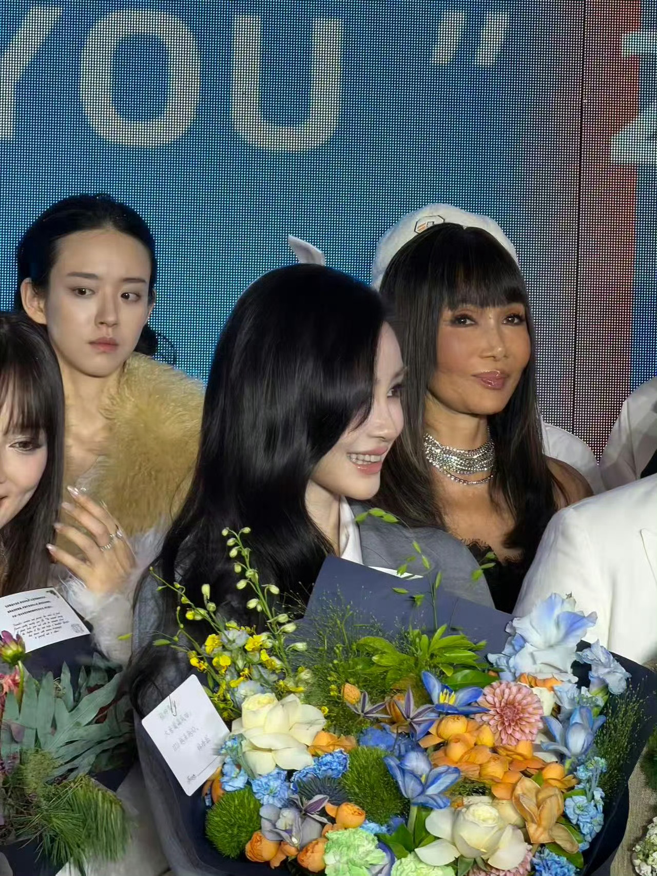 姐宝收到fafa💐啦实况生图待编辑…angelababy