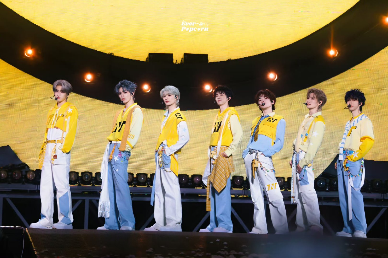 时代少年团 🍿时代少年团合照 🍿时代少年团i like u like “你是
