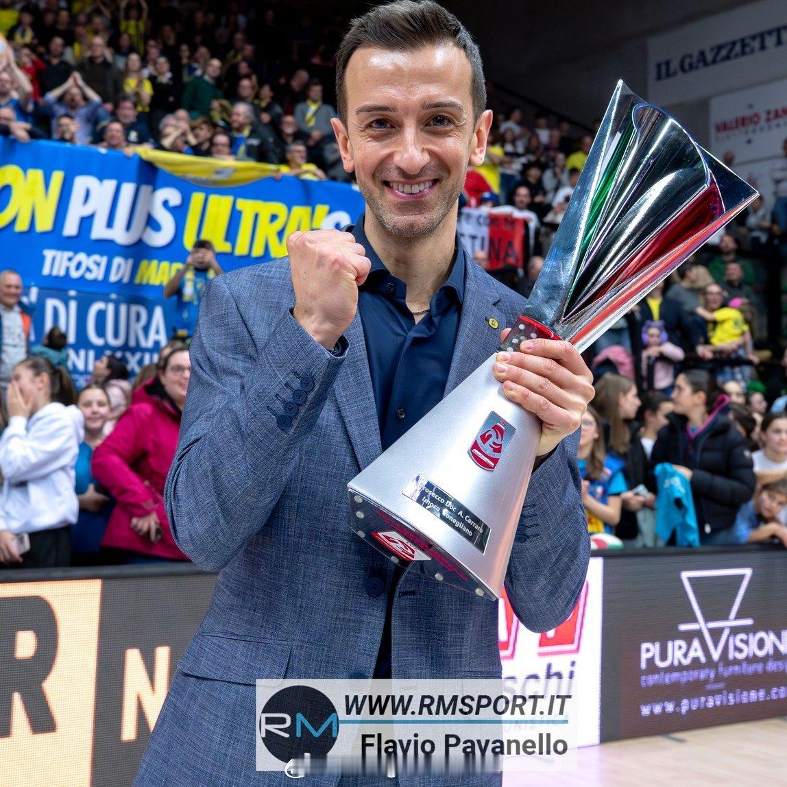 朱婷这个赛季有过公开的伤病么？我怎么不记得了？圣雷利反复强调了赛前准备的重要性。