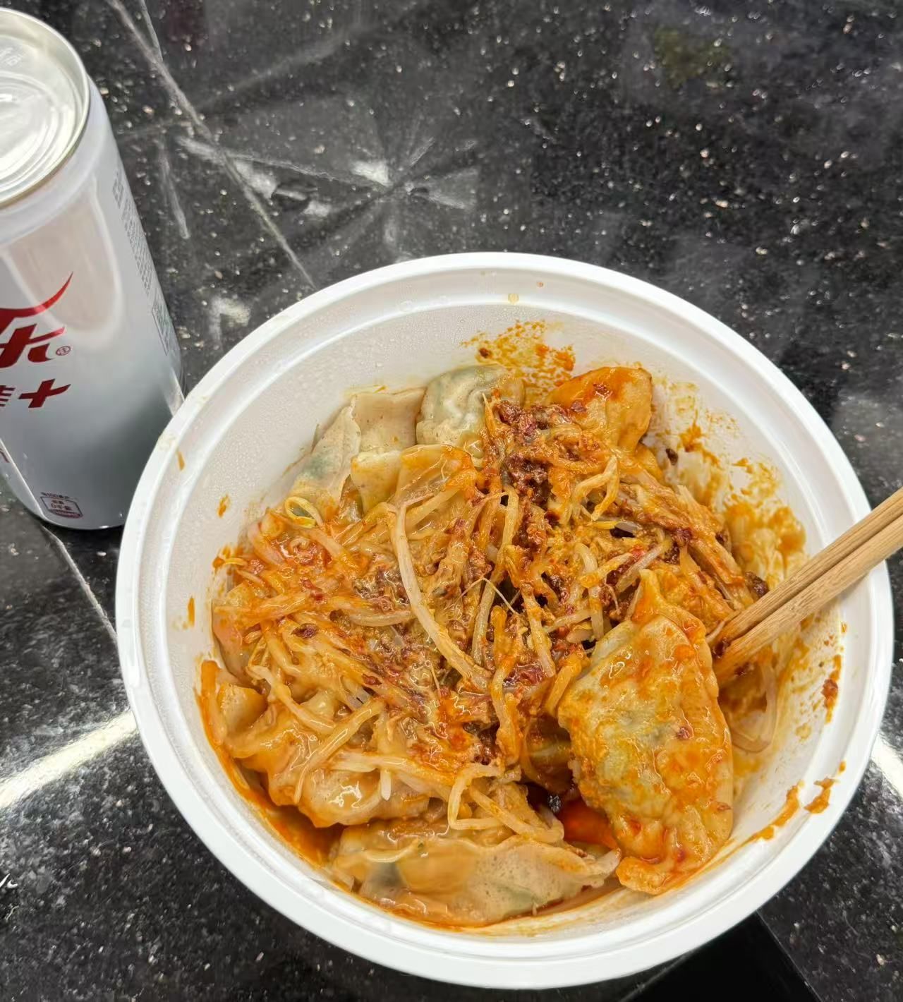 姐妹们！减脂期最痛苦的不是运动，而是每天啃水煮鸡胸肉的日子啊~ 直到发现袁记云饺
