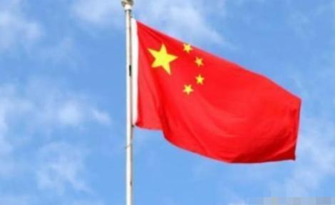 [月亮]西方国家还在盯着格陵兰岛那个冰窟窿争得面红耳赤，没想到后院却起火了！法媒