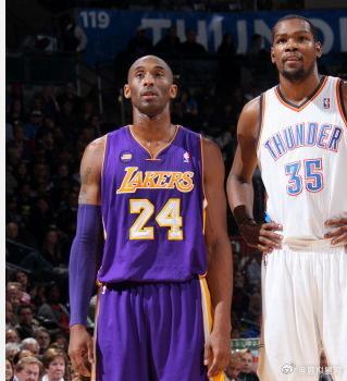 【KD超科比成新秀最喜爱球员】8月8日，NBA官网报道，新秀们的投票结果显示：新