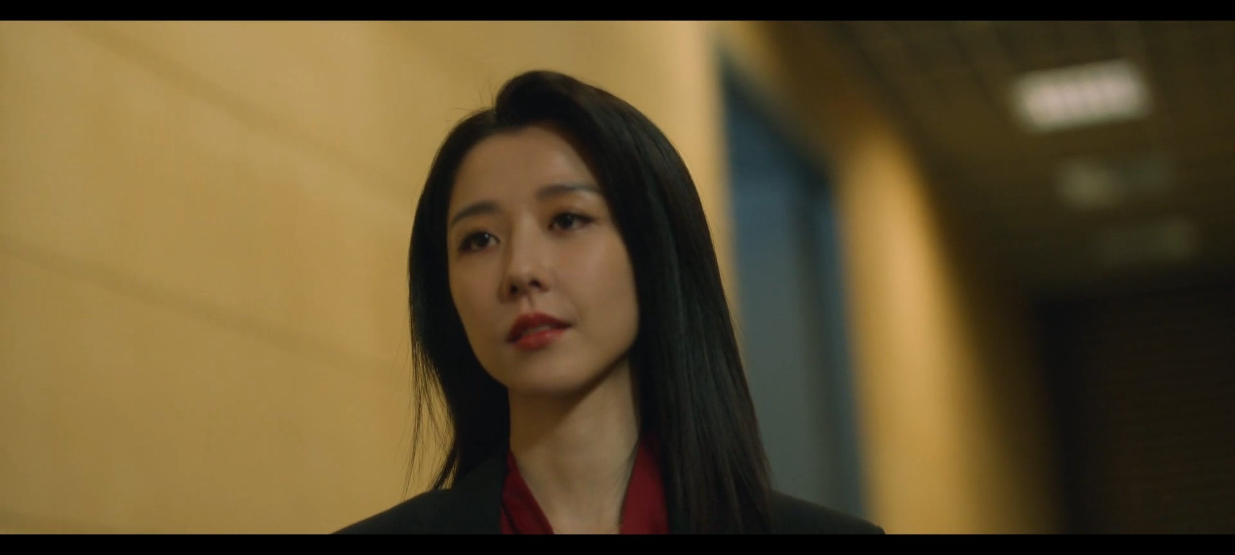 女主和女配演技很好，法律不能被民意裹挟，人性本恶，人心难测，不能简单断...