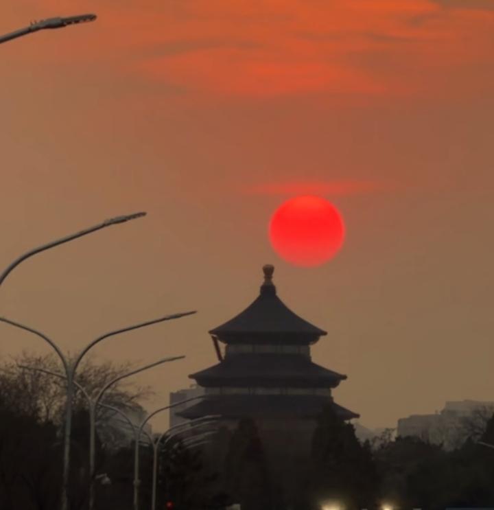 二月二龙抬头，金乌入殿，看到的请接福接财接运。
晒图笔记大赛