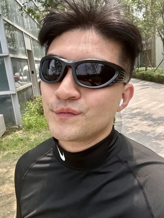 有点儿喜欢中午跑步