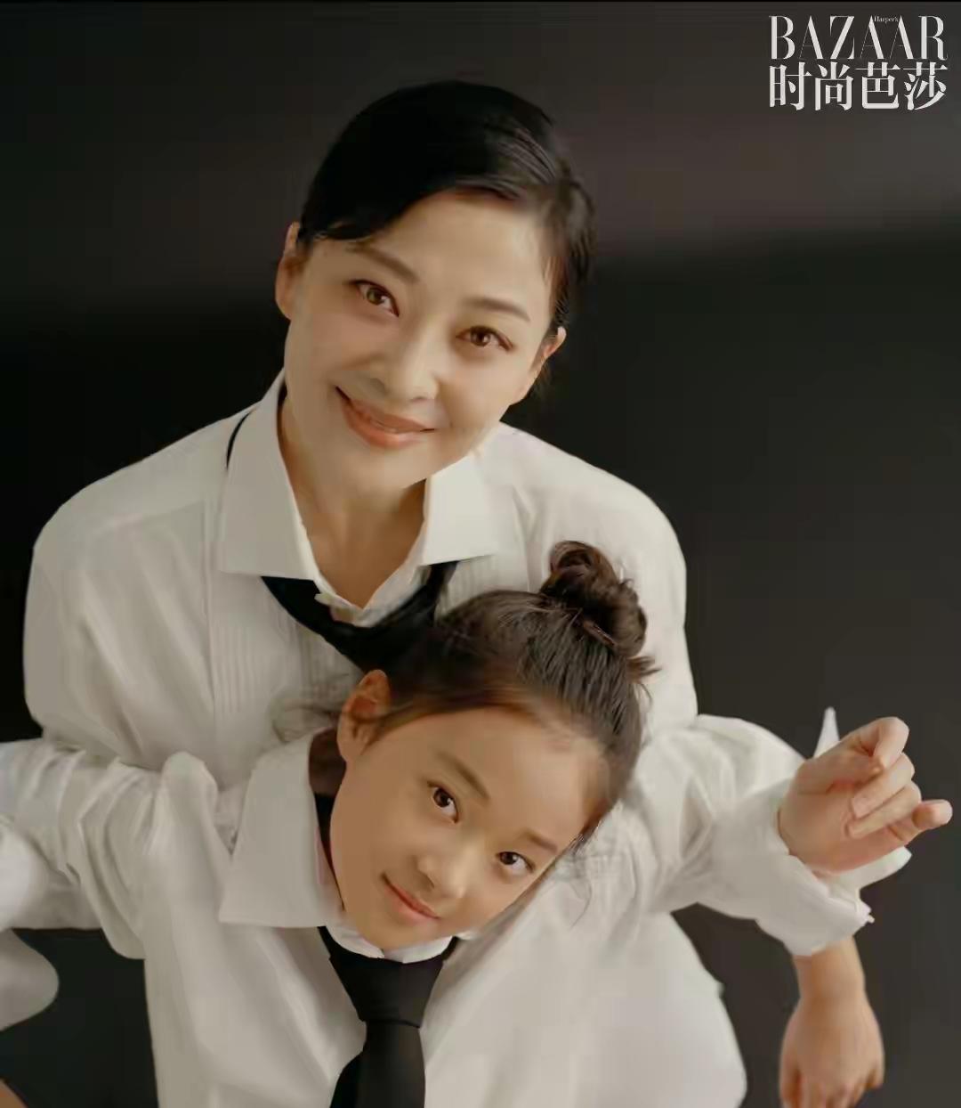 果然是龙生龙凤生凤
梅婷的孩子会演戏
梅婷的女儿叫曾慕梅
荣获百花奖最佳新人提名