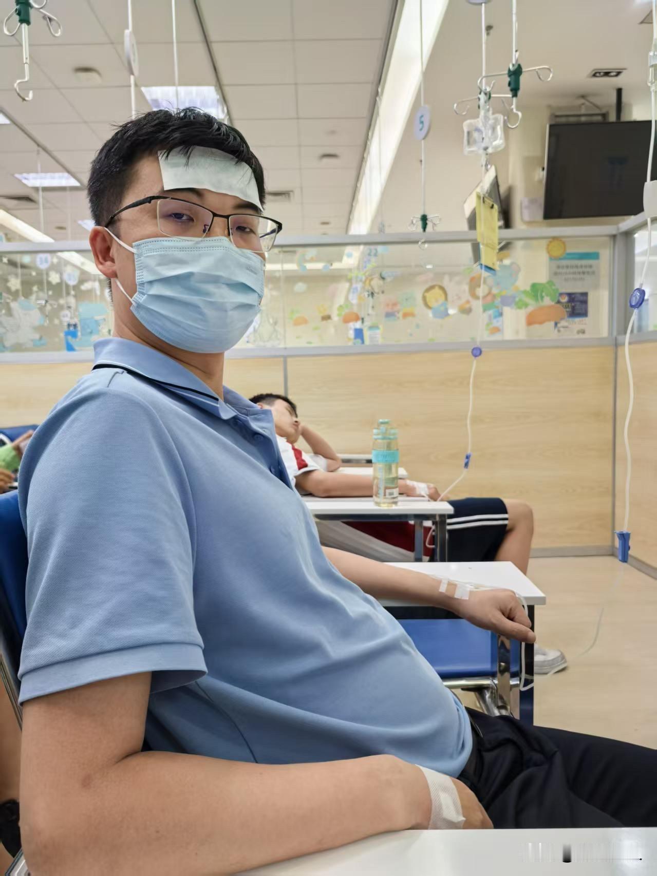 身体都是肉长的，牛博士今天高烧坚持科普了5个作品，到晚上还是没扛住[捂脸]