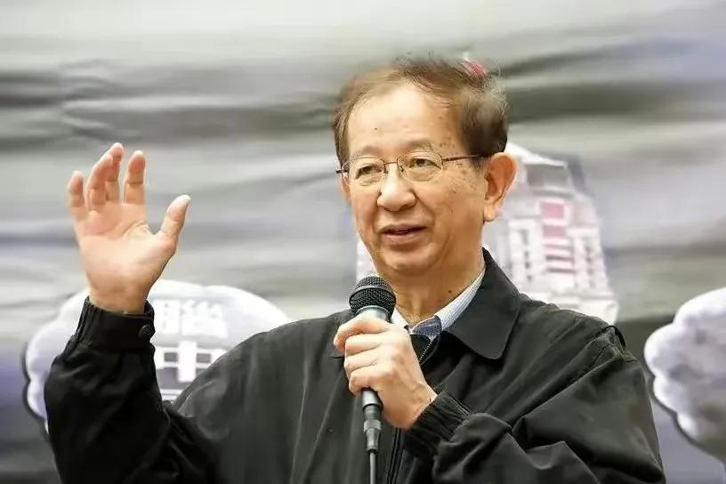 “独派大佬”李远哲又变了！2000年临门一脚力挺陈水扁上台的前“中研院”院长李远