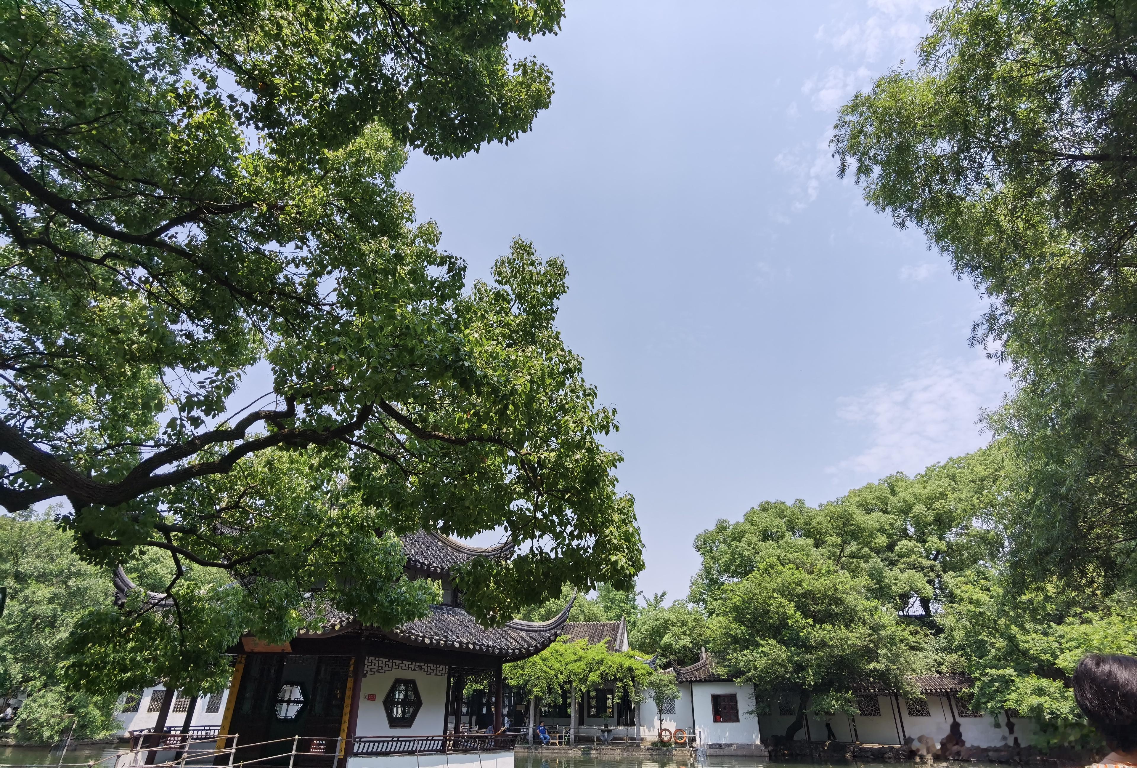 翻翻相册养养眼睛[哈哈] ​​​