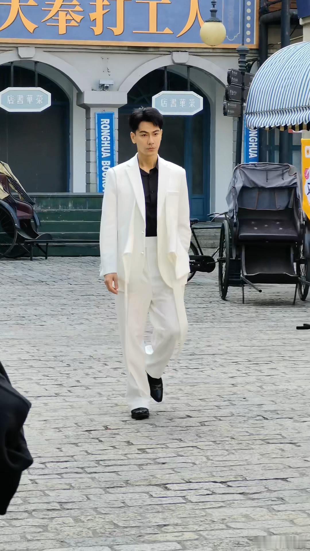 演员请就位3首录路透  演员请就位  看到这个路透，真的让人充满了期待！每一位演