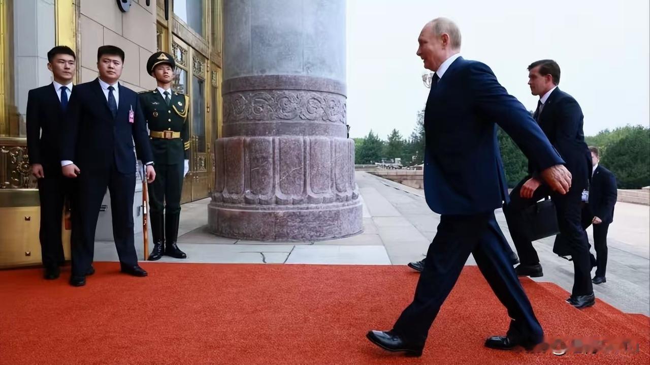 普京上半年将亲赴中国 美国
焦虑中俄走近
普京确认2026上半年对华国事访问，此