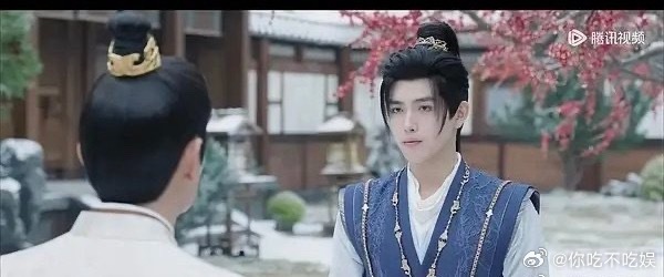 陈飞宇的古装什么时候油腻成这个样子了，跟杨洋真的有一拼。 