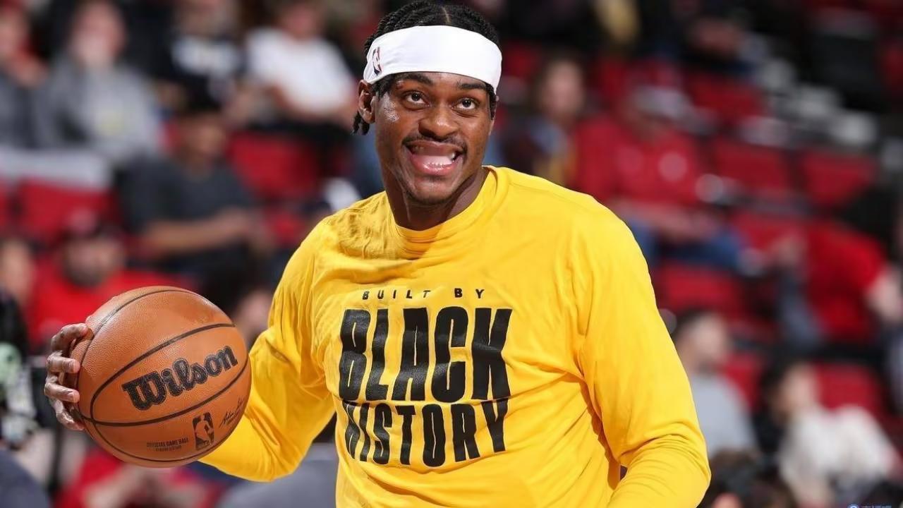 NBA传来最新的三个消息，第3个消息令人感到意外：

这三条消息里，真正值得聊的