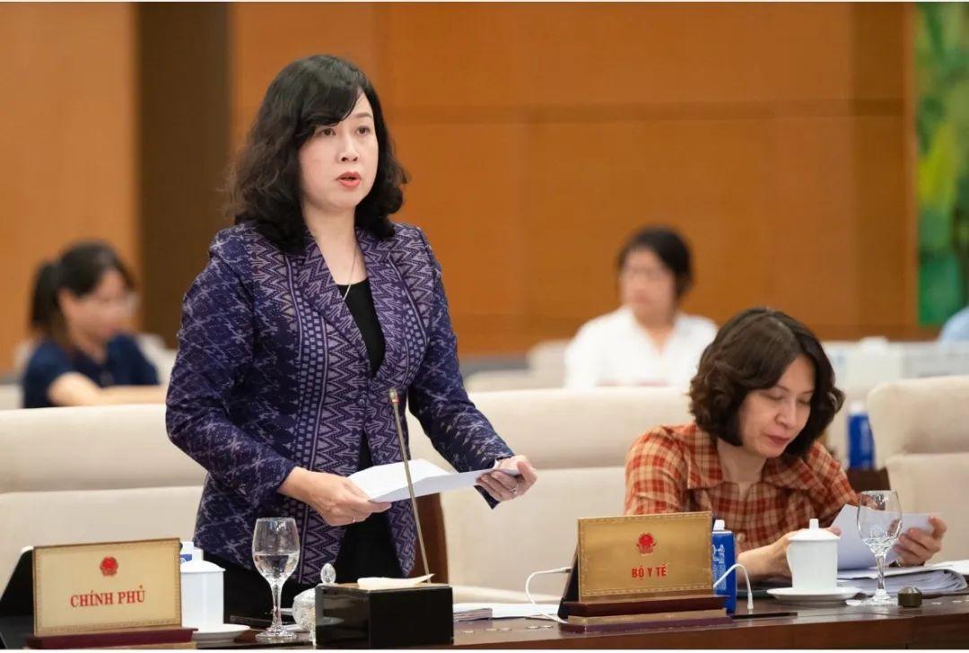 越南取消计划生育限制。越南卫生部部长在关于修订生育限制相关法律的会议上表达了观点