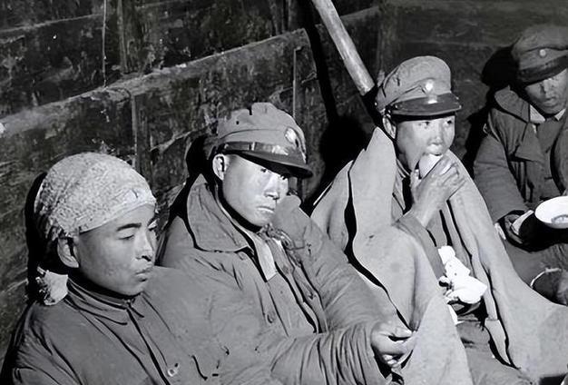 1947年，孙殿英兵败被俘，被绑押进解放军指挥部。他本以为必死无疑，司令员刘伯承