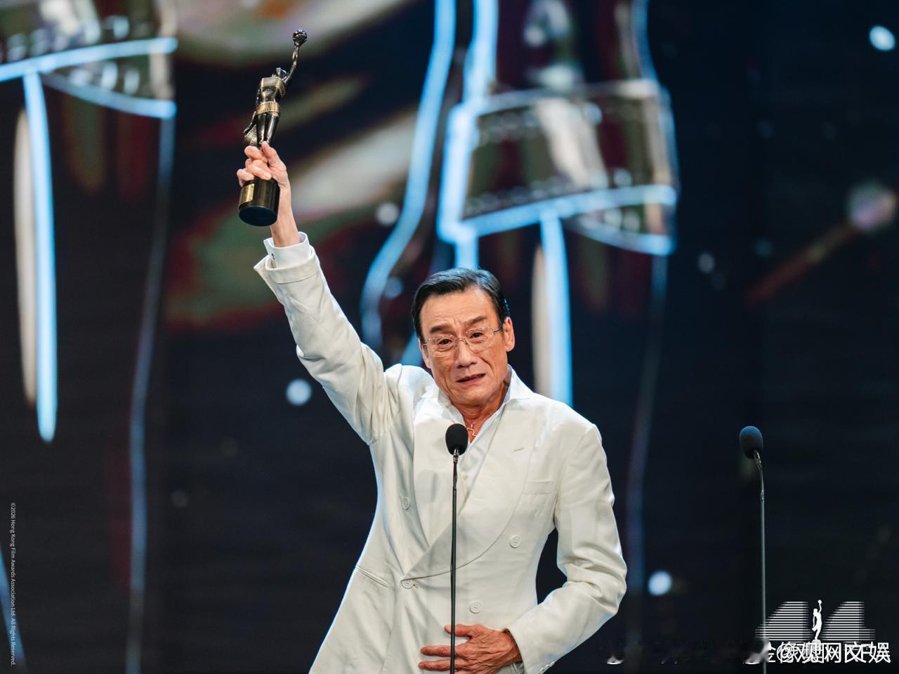 金像奖影后廖子妤梁家辉5封金像奖影帝爆哭第44届香港电影金像奖4月19日举行颁奖