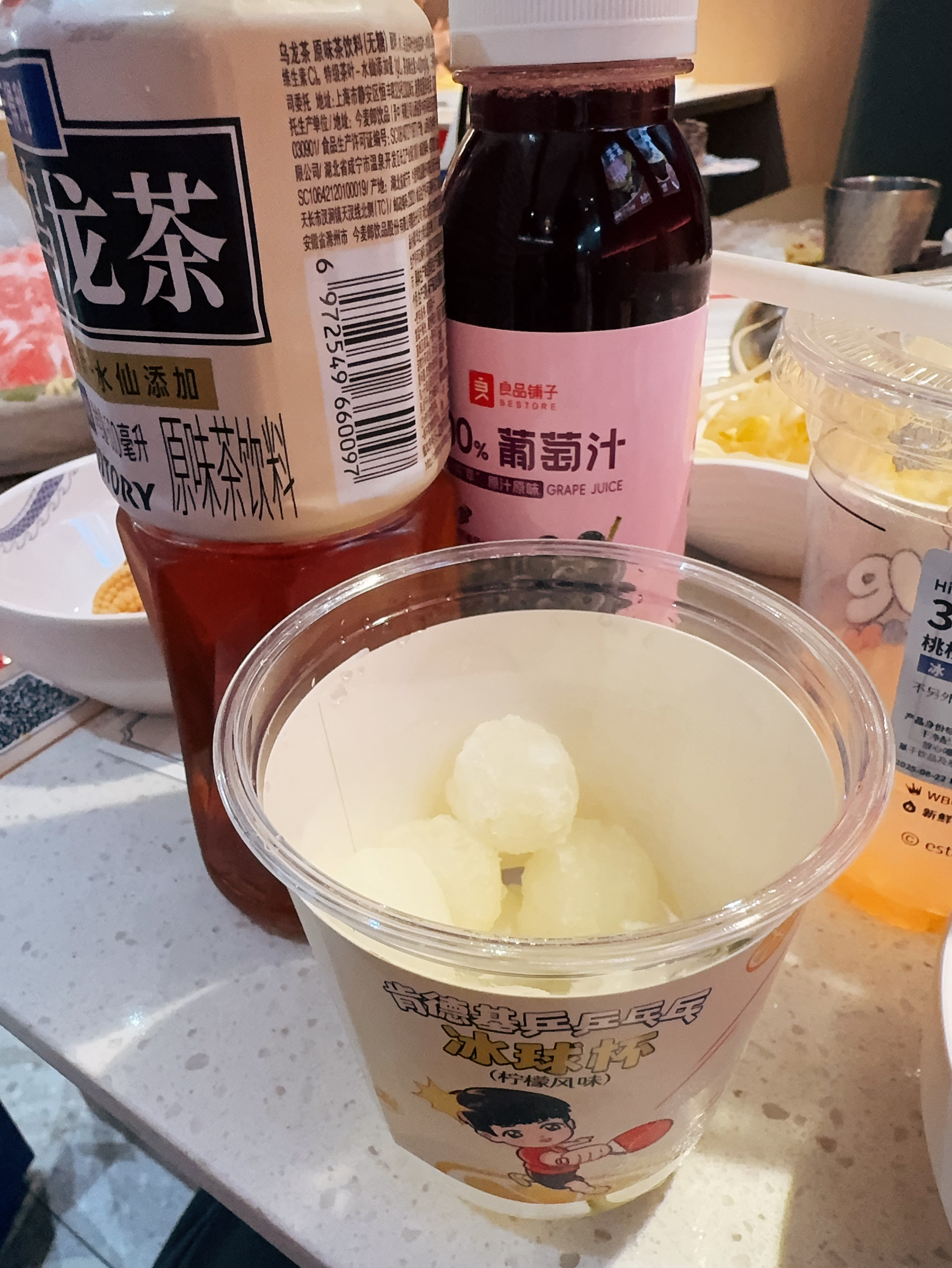 孙颖莎肯德基代言人 莎莎杯DIY：冰摇葡萄乌龙茶爽爽嘟[点赞][点赞][点赞][