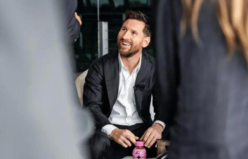 今天，《每日体育报》刊发了两周前于迈阿密对梅西进行的专访：“我曾想象过，一生都在